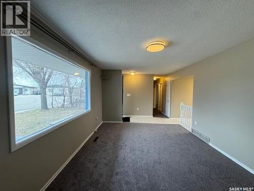 190 Carleton Drive, Saskatoon, SK - Indoor Photo Showing Other Room
