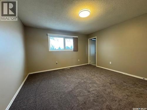 190 Carleton Drive, Saskatoon, SK - Indoor Photo Showing Other Room