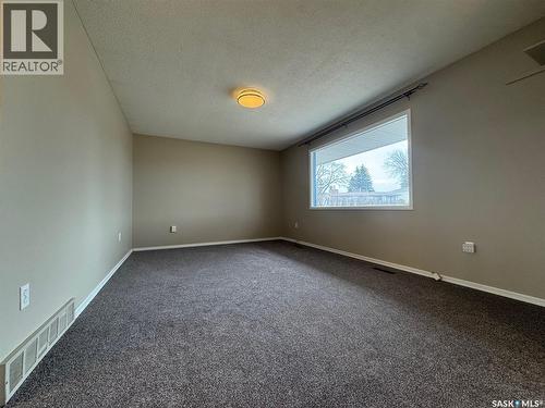 190 Carleton Drive, Saskatoon, SK - Indoor Photo Showing Other Room