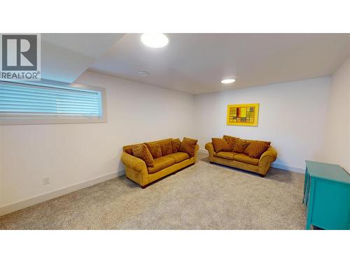 365 Legacy Lookout, Cranbrook, BC - Indoor Photo Showing Other Room