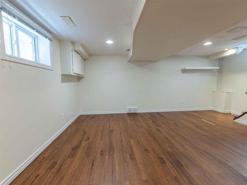 151 Secord St, Thunder Bay, ON - Indoor