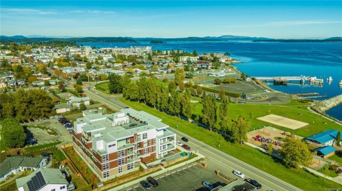 #307-9570 Fifth St, Sidney, BC - Outdoor With Body Of Water With View