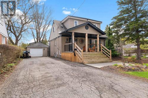 1367 ST MARYS CRESCENT  Burlington (Mountainside), ON L7P 1S1