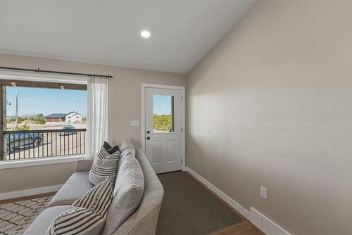 32 Alexandre Place, Marchand, MB - Indoor