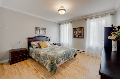 Chambre à coucher principale - 405 Av. Mathieu, Donnacona, QC - Indoor Photo Showing Bedroom