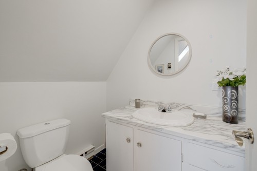 Salle d'eau - 405 Av. Mathieu, Donnacona, QC - Indoor Photo Showing Bathroom