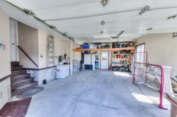 Garage - 