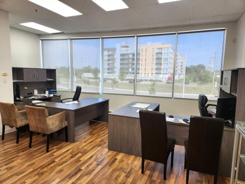 Office - 200-3210 Av. Jacques-Bureau, Laval (Chomedey), QC - Indoor Photo Showing Office