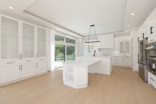 Cuisine - 108 Rue D'Oxford, Hudson, QC - Indoor Photo Showing Kitchen With Upgraded Kitchen