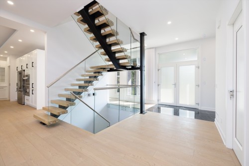 Escalier - 108 Rue D'Oxford, Hudson, QC - Indoor Photo Showing Other Room
