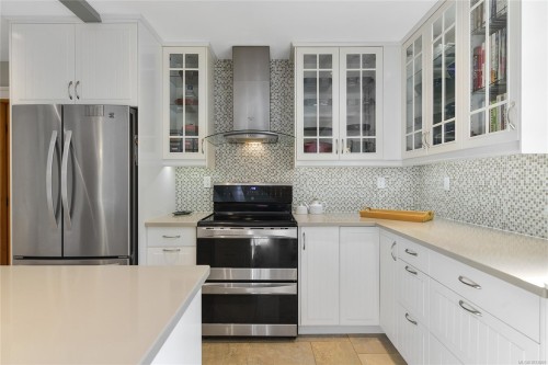 4836 Spring Rd, Saanich, BC 