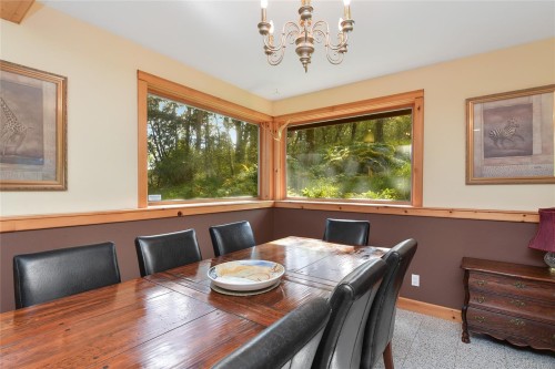 4836 Spring Rd, Saanich, BC 