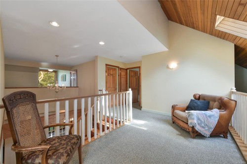 4836 Spring Rd, Saanich, BC 