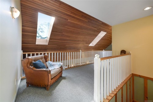 4836 Spring Rd, Saanich, BC 