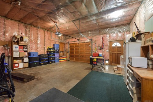 4836 Spring Rd, Saanich, BC 