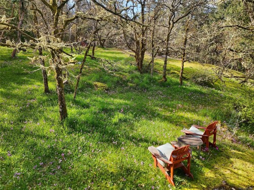 4836 Spring Rd, Saanich, BC 