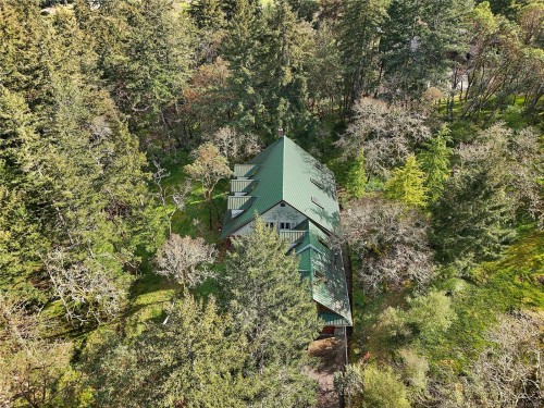 4836 Spring Rd, Saanich, BC 