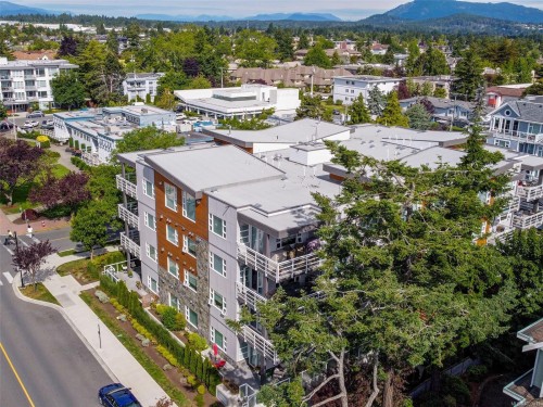 206-9861 Third St, Sidney, BC - Outdoor With View