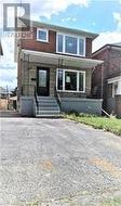 119 GLOUCESTER GROVE Toronto, ON M6C 2A7