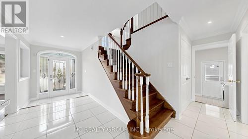23 Brookeview Drive, Aurora, ON - Indoor Photo Showing Other Room