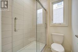 PDI Photo - Main floor full bathroom - 