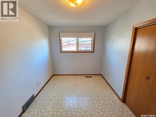 30 Main Street, Manor, SK - Indoor Photo Showing Other Room