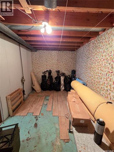 30 Main Street, Manor, SK - Indoor