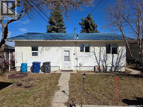 30 Main Street, Manor, SK - Outdoor