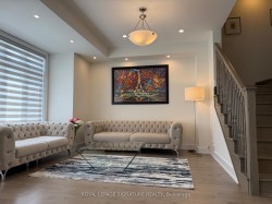 21 Kohn Lane Markham, ON L6C 3J3