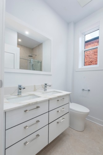 Master Bathroom - 473 Av. Strathcona, Westmount, QC - Indoor Photo Showing Bathroom