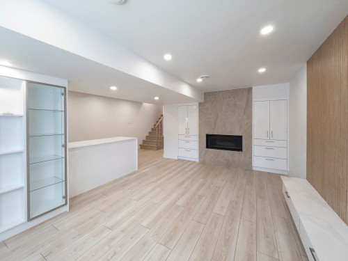 Family Room - 473 Av. Strathcona, Westmount, QC - Indoor With Fireplace