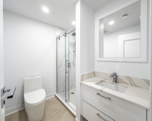 Bathroom - 473 Av. Strathcona, Westmount, QC - Indoor Photo Showing Bathroom