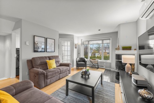 Salon - 458 Boul. Perrot, L'Île-Perrot, QC - Indoor Photo Showing Living Room