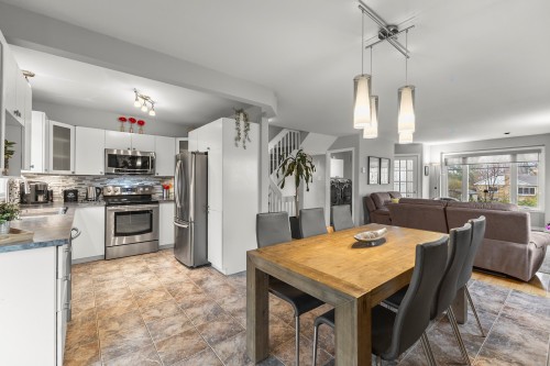 Cuisine - 458 Boul. Perrot, L'Île-Perrot, QC - Indoor