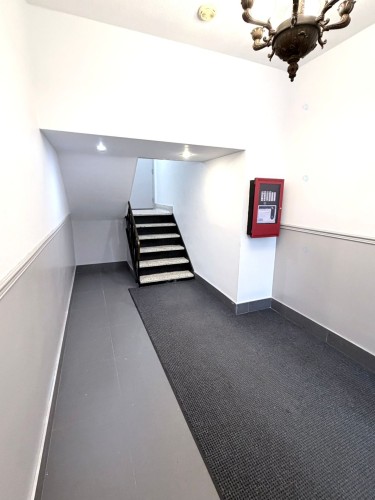 Mud Room - 16-350 Boul. Cartier O., Laval (Laval-Des-Rapides), QC - Indoor Photo Showing Other Room