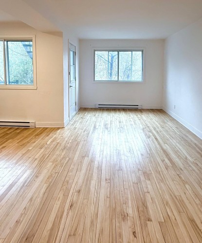 Living Room - 16-350 Boul. Cartier O., Laval (Laval-Des-Rapides), QC - Indoor Photo Showing Other Room