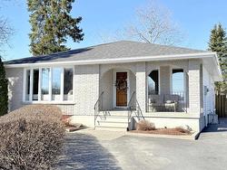 363 Valley Street  Thunder Bay, ON P7B 6L3