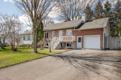 53 Rue du Blé  Saint-Jean-Sur-Richelieu, QC J2W 1H5