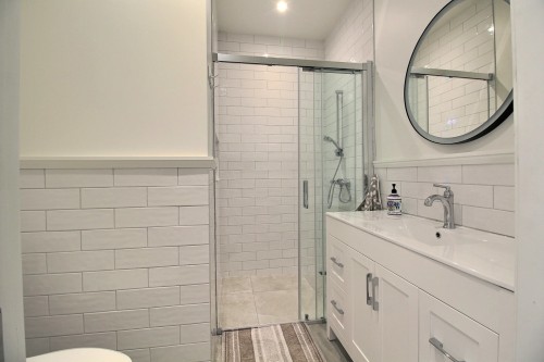 Bathroom - 1040 Av. Du Parc, Sherbrooke (Brompton/Rock Forest/Saint-Élie/Deauville), QC - Indoor Photo Showing Bathroom