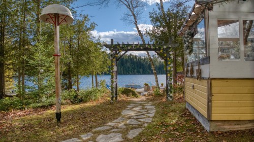 Vue sur l'eau - 39 Rue Tracy, Saint-Hippolyte, QC - Outdoor With Body Of Water