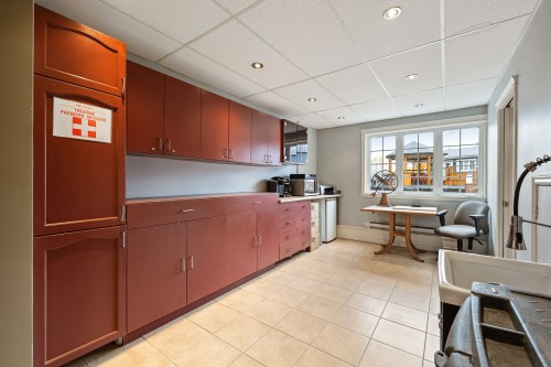 Coin-repas - 2951Z Rue Principale, Dunham, QC - Indoor