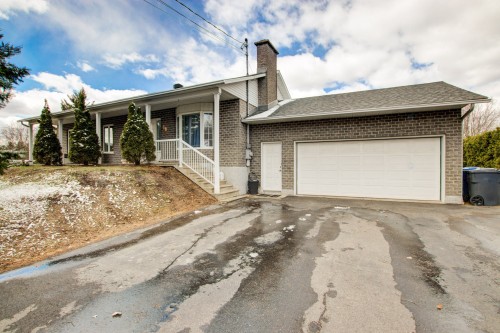 38 Rue Carmen  Granby, QC J4J 2A9