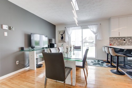 Salle à manger - 38 Rue Carmen, Granby, QC - Indoor Photo Showing Dining Room