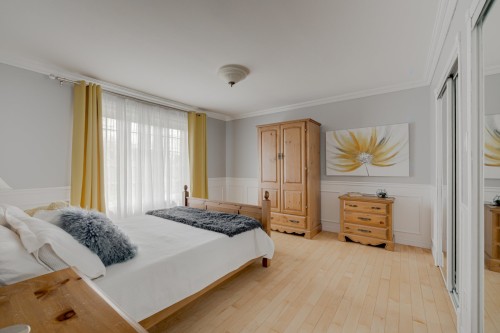Chambre à coucher principale - 304 Rue Hardy, Saint-Basile, QC - Indoor Photo Showing Bedroom