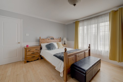Chambre à coucher principale - 304 Rue Hardy, Saint-Basile, QC - Indoor Photo Showing Bedroom