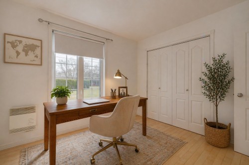 Bureau - 304 Rue Hardy, Saint-Basile, QC - Indoor Photo Showing Office