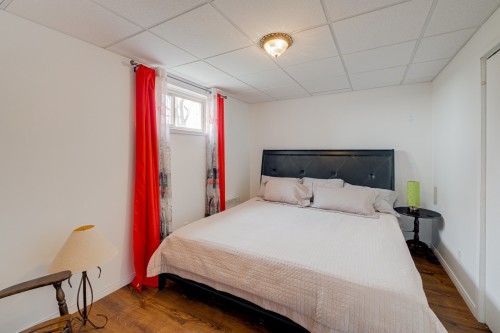 Chambre à coucher - 304 Rue Hardy, Saint-Basile, QC - Indoor Photo Showing Bedroom