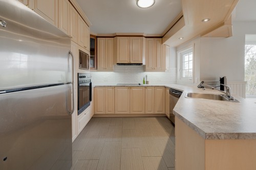 Cuisine - 304 Rue Hardy, Saint-Basile, QC - Indoor Photo Showing Kitchen