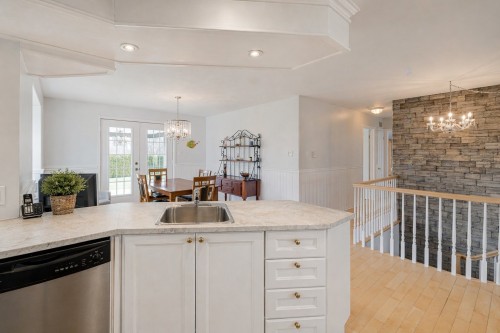 Cuisine - 304 Rue Hardy, Saint-Basile, QC - Indoor Photo Showing Kitchen