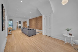 Salon - 